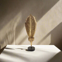 Load image into Gallery viewer, Leaf Table Décor
